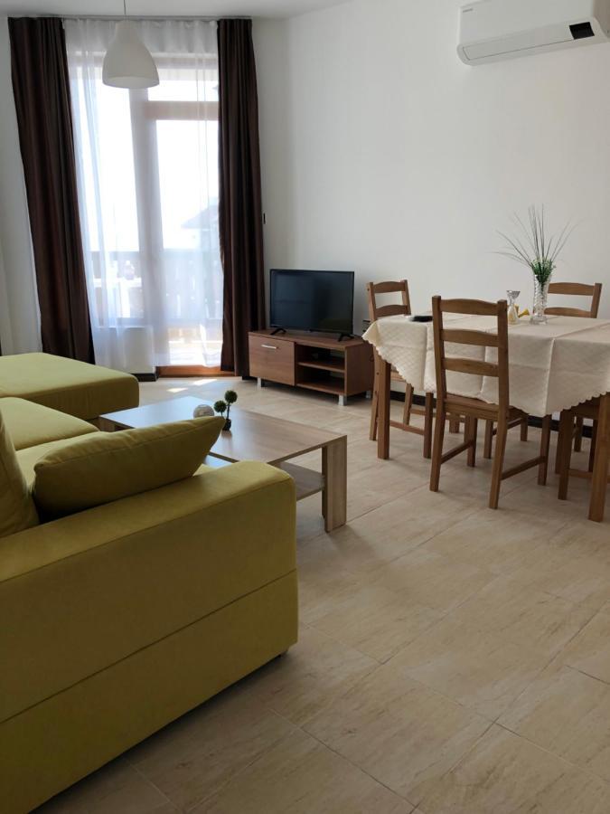 Aquamarine Apartments Sveti Vlas Esterno foto