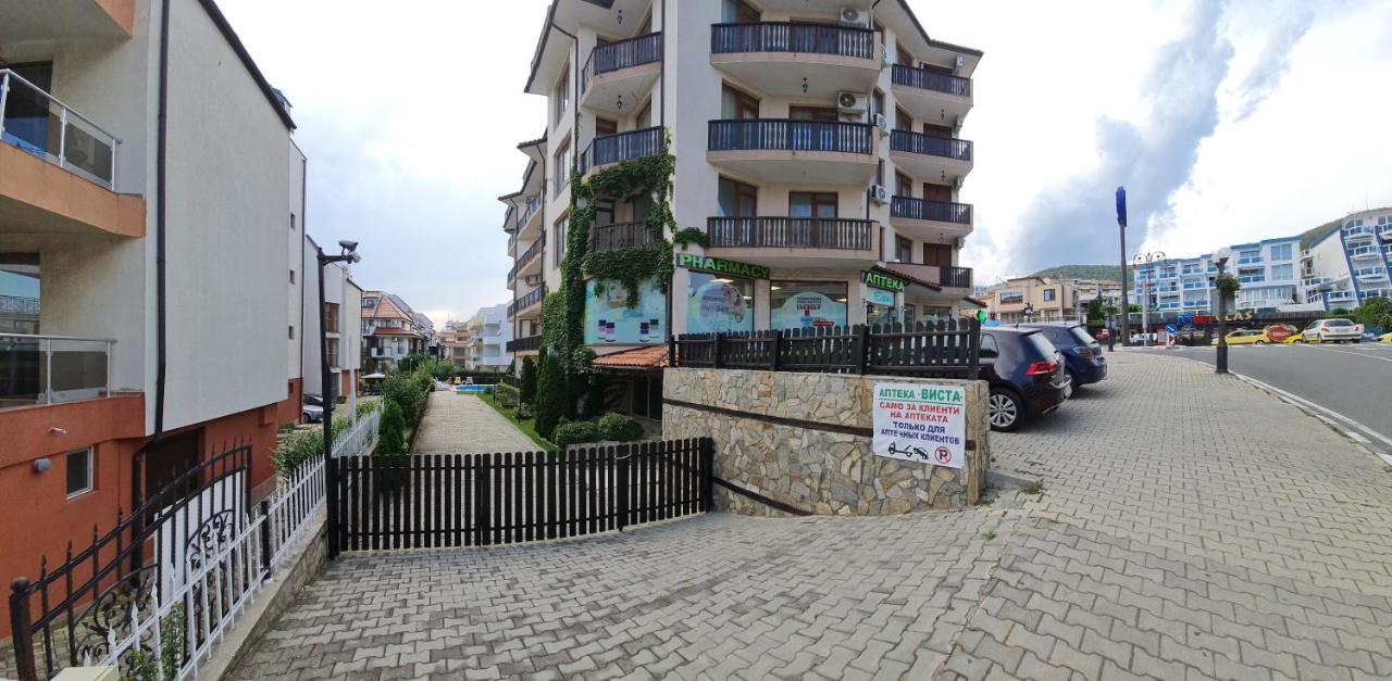 Aquamarine Apartments Sveti Vlas Esterno foto