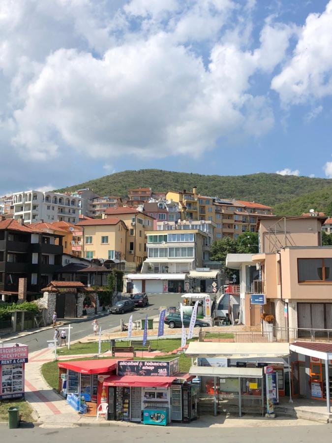 Aquamarine Apartments Sveti Vlas Esterno foto