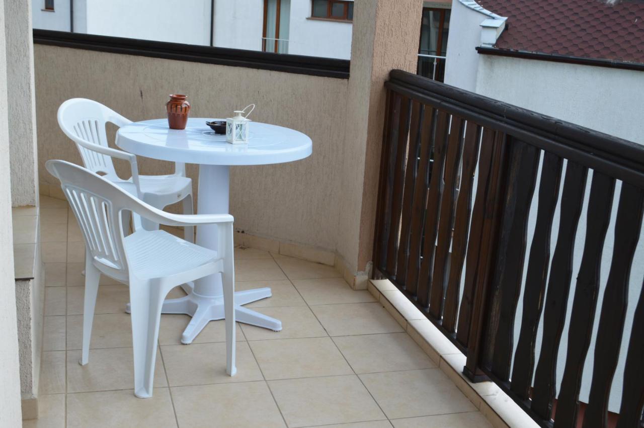 Aquamarine Apartments Sveti Vlas Esterno foto