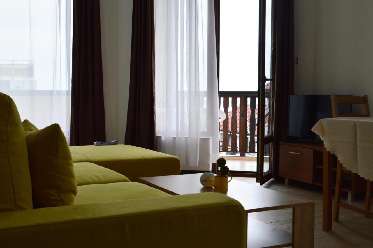 Aquamarine Apartments Sveti Vlas Esterno foto
