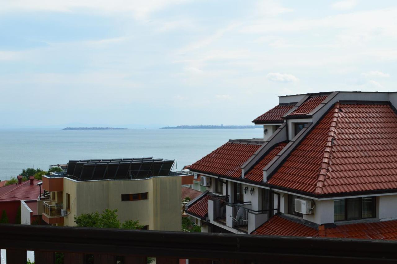 Aquamarine Apartments Sveti Vlas Esterno foto