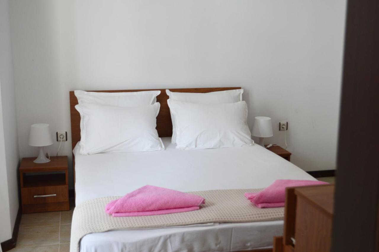 Aquamarine Apartments Sveti Vlas Esterno foto