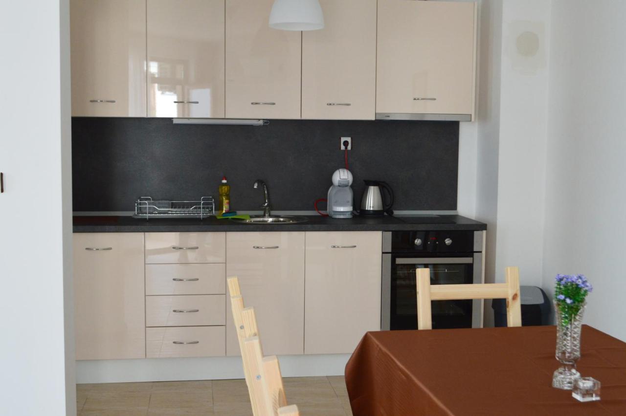Aquamarine Apartments Sveti Vlas Esterno foto