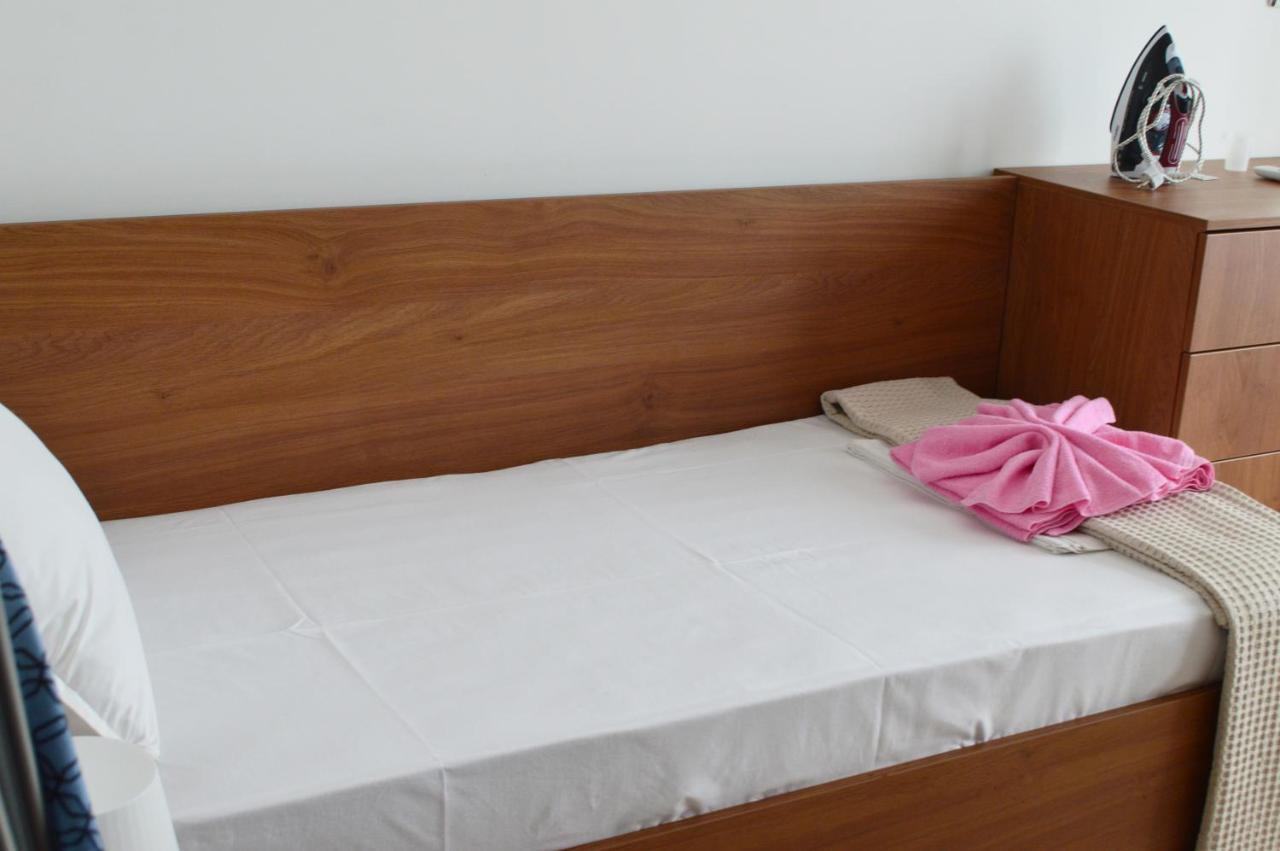 Aquamarine Apartments Sveti Vlas Esterno foto