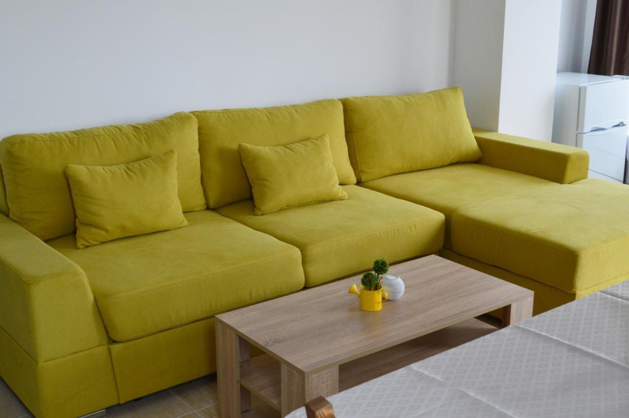 Aquamarine Apartments Sveti Vlas Esterno foto