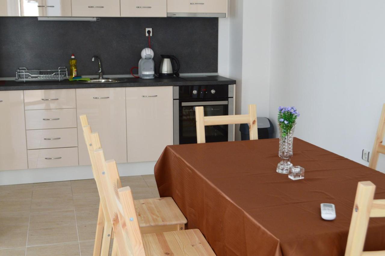 Aquamarine Apartments Sveti Vlas Esterno foto