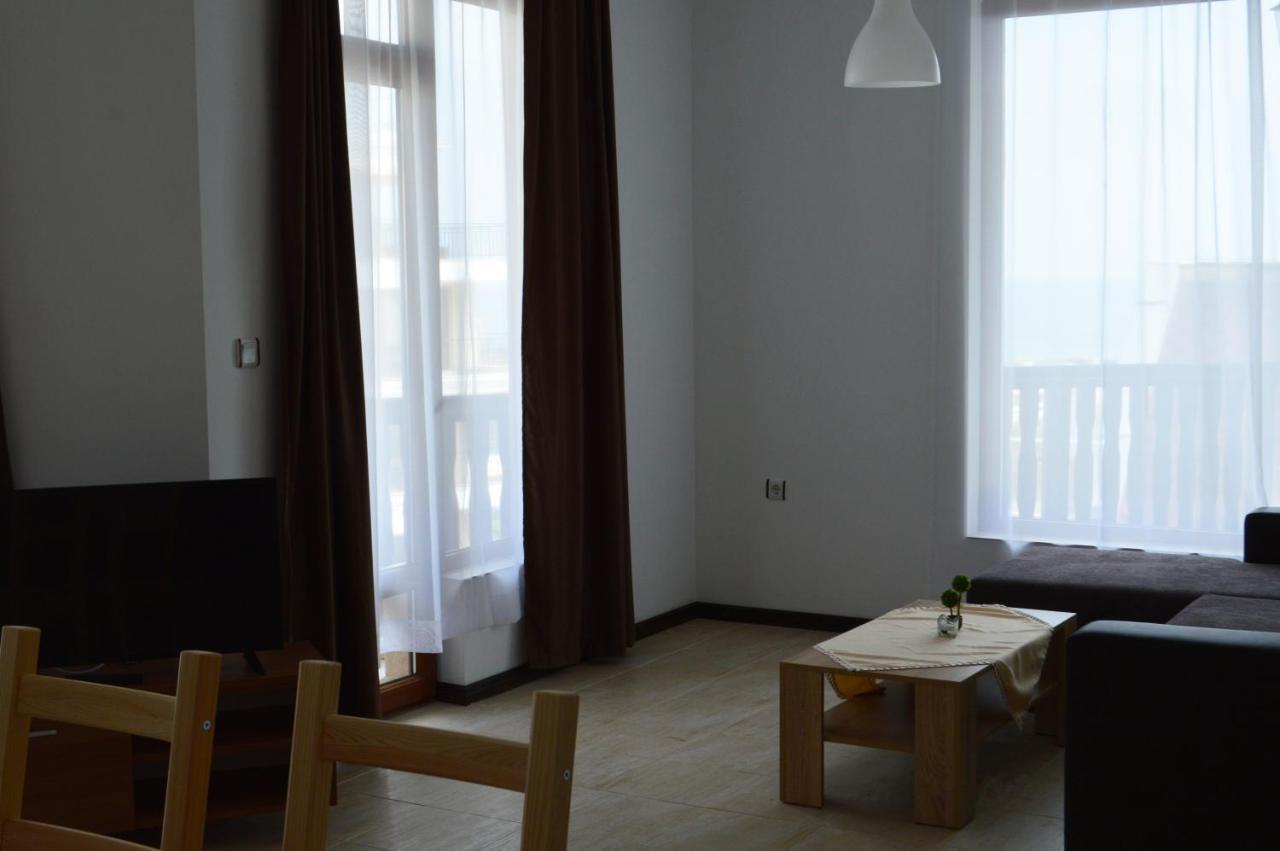 Aquamarine Apartments Sveti Vlas Esterno foto