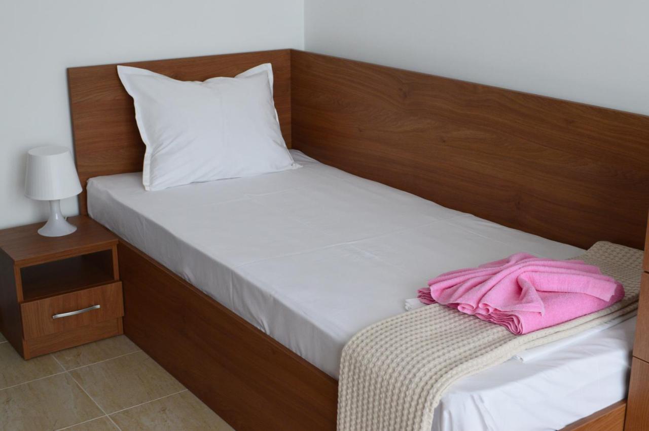 Aquamarine Apartments Sveti Vlas Esterno foto