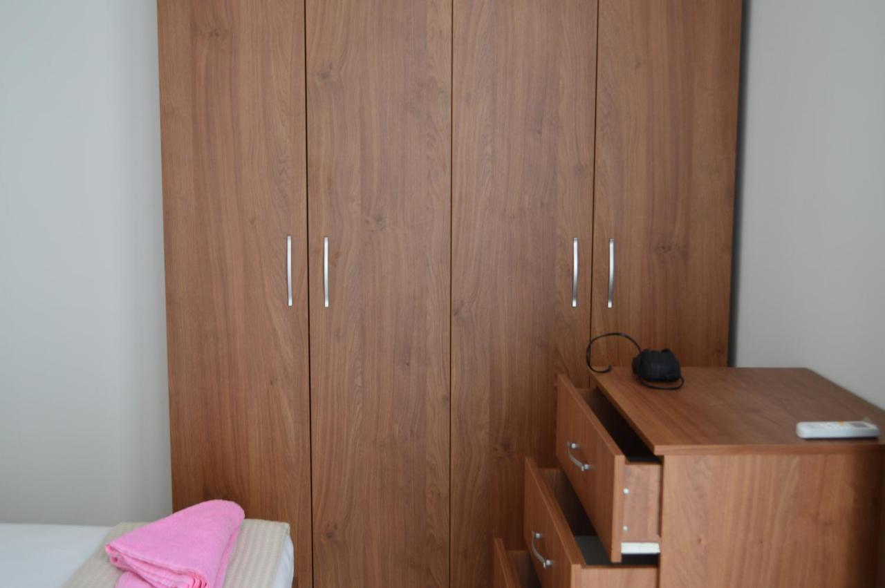 Aquamarine Apartments Sveti Vlas Esterno foto